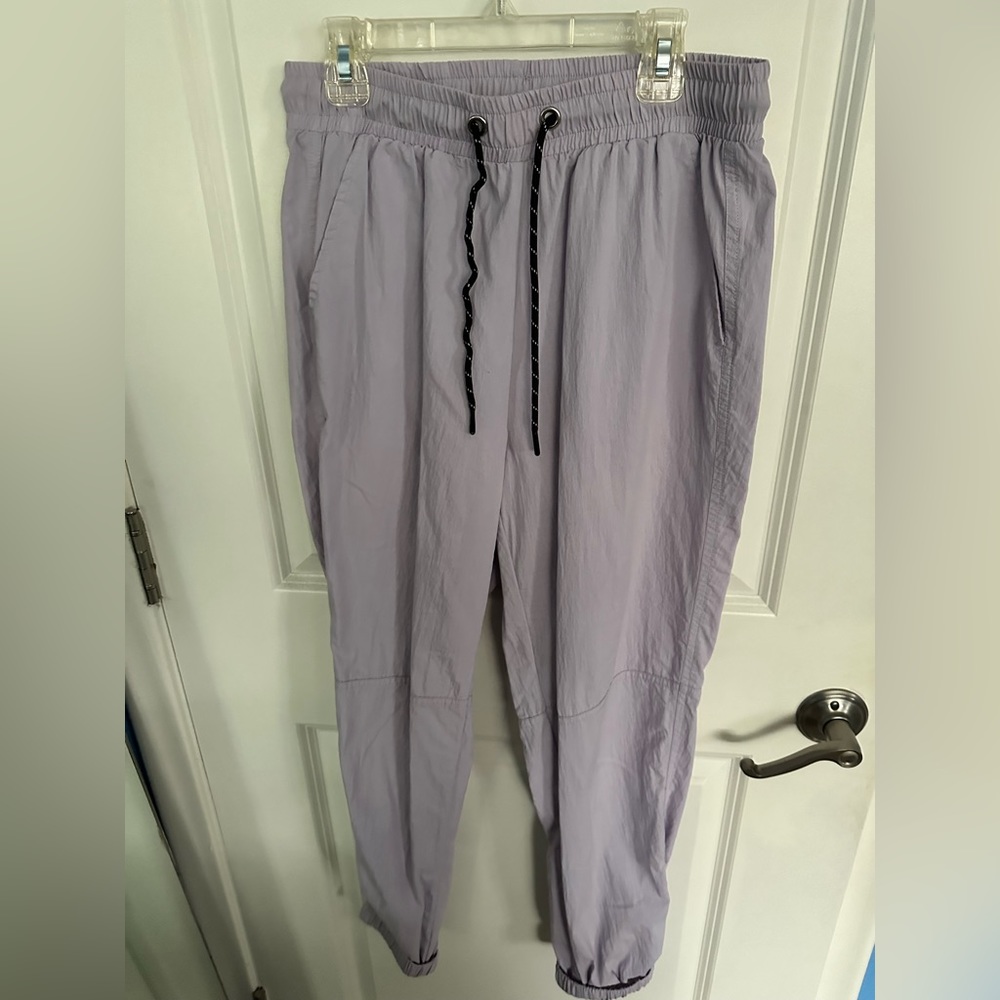 LA hearts windbreaker pants. Size S